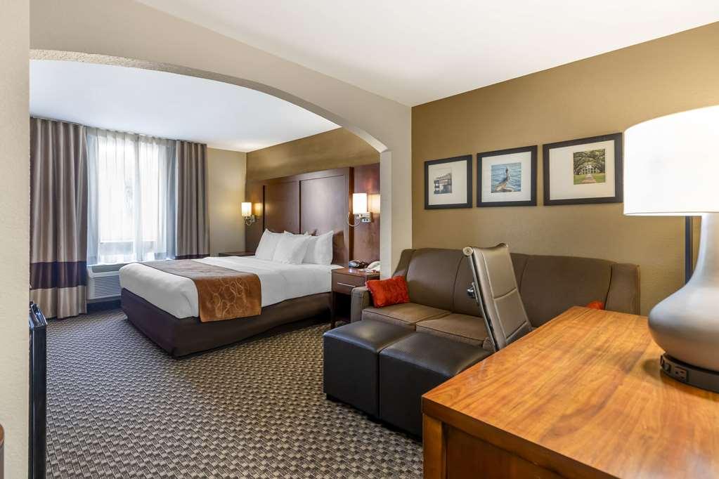 Comfort Suites Port Allen - Baton Rouge Стая снимка