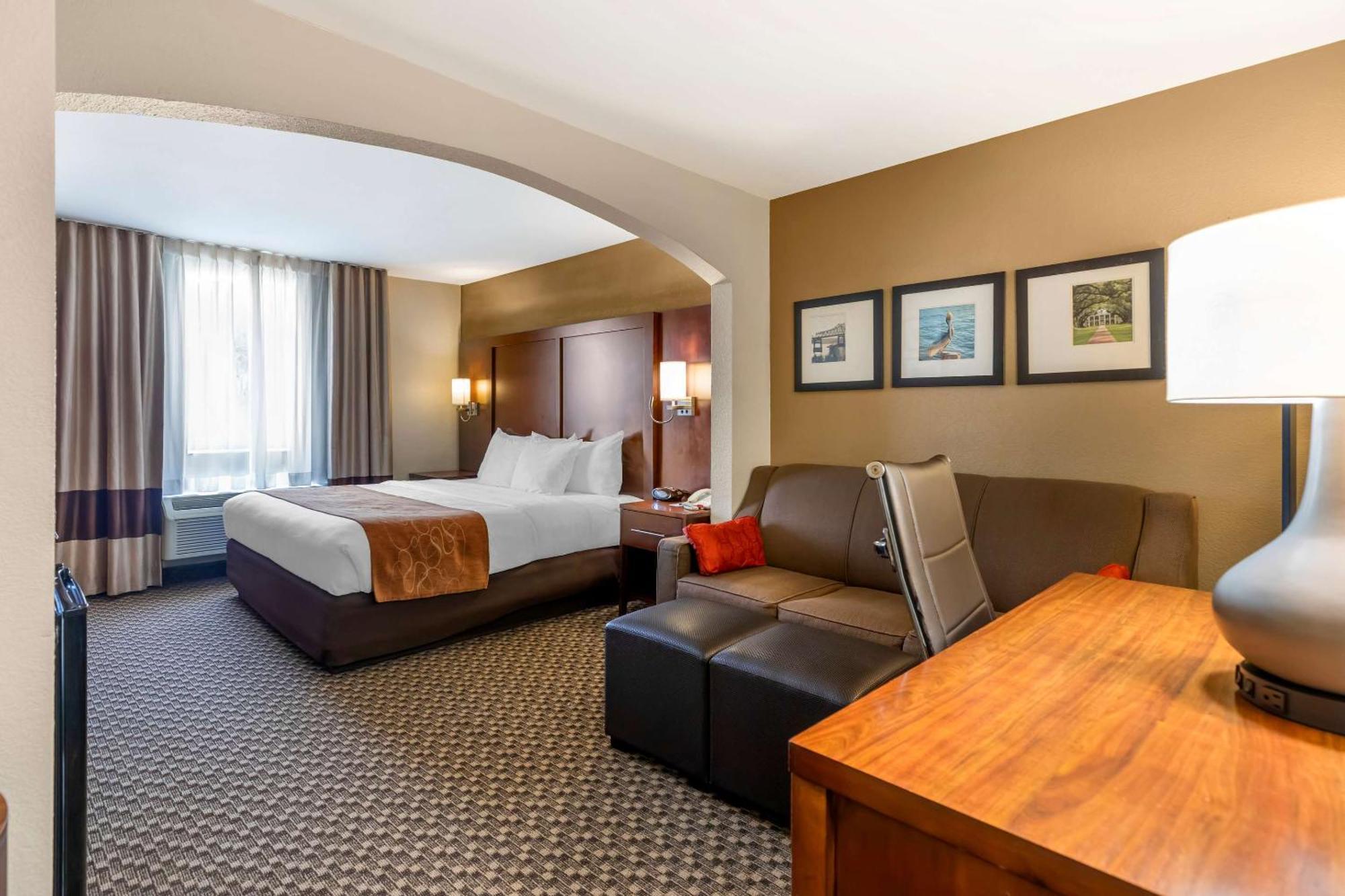 Comfort Suites Port Allen - Baton Rouge Екстериор снимка