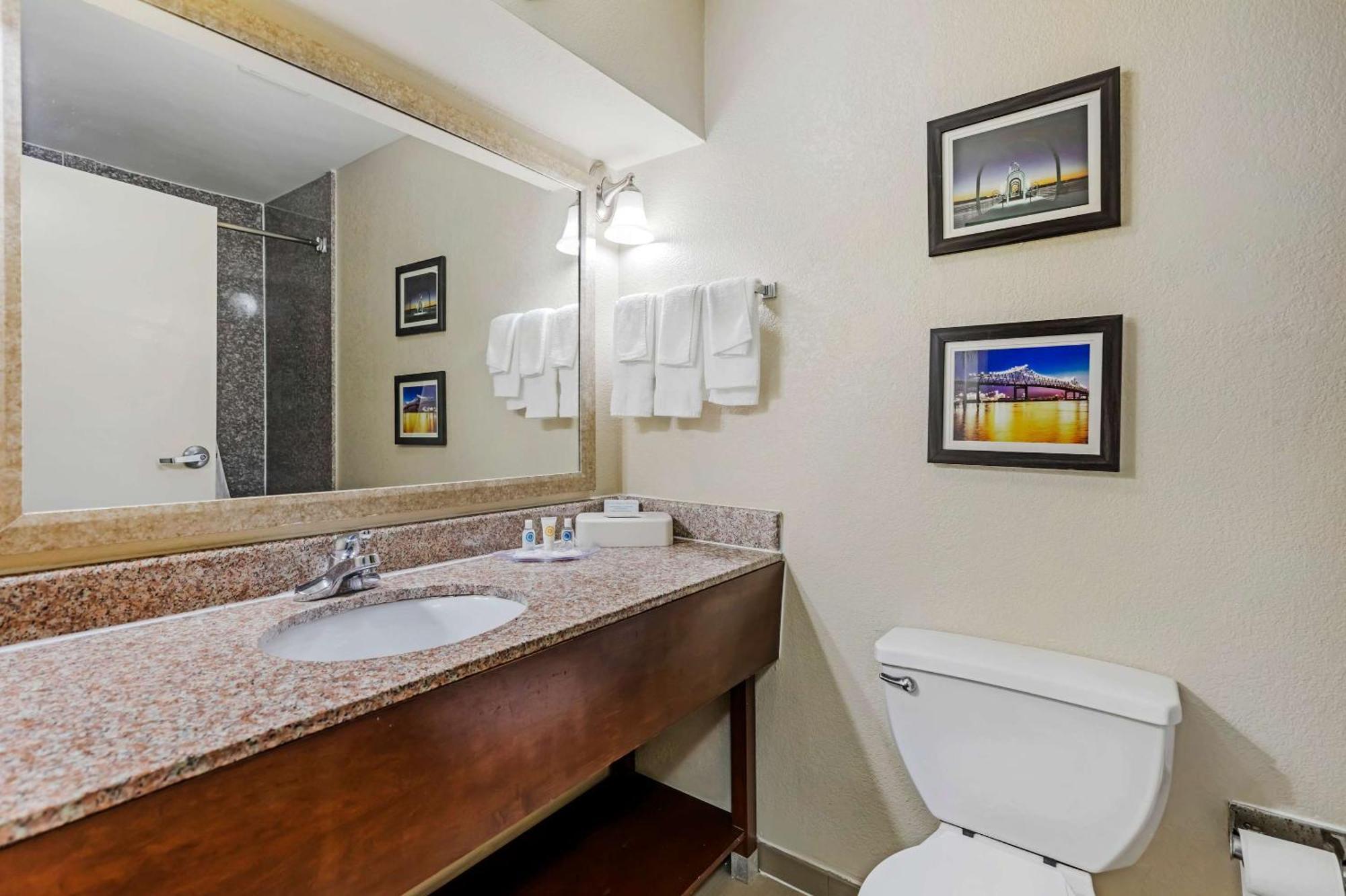 Comfort Suites Port Allen - Baton Rouge Екстериор снимка