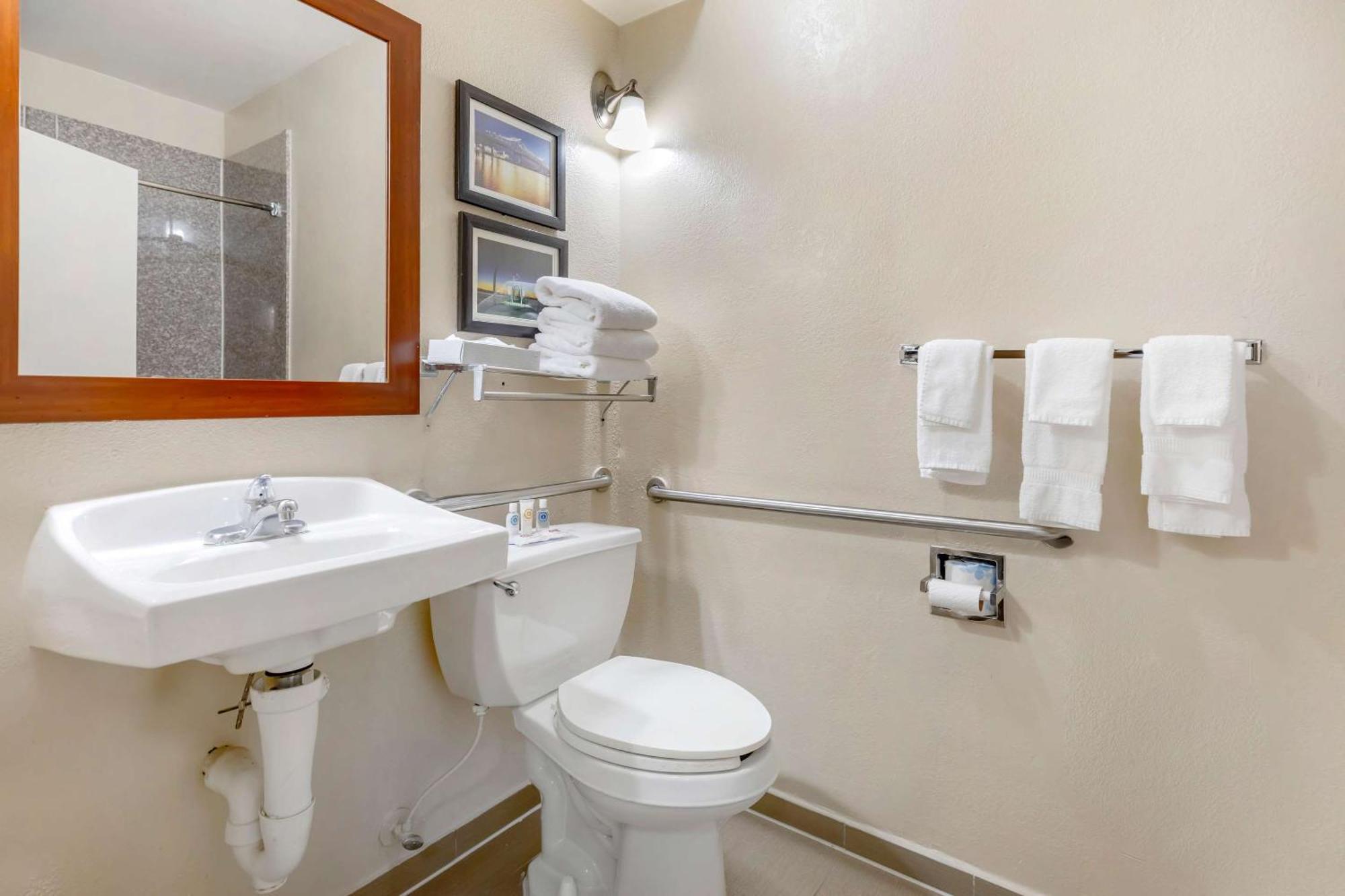 Comfort Suites Port Allen - Baton Rouge Екстериор снимка