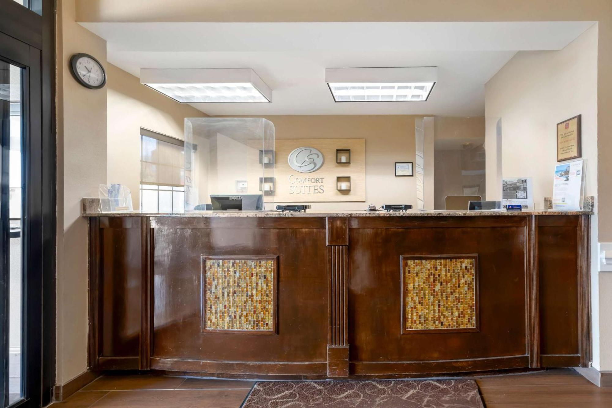 Comfort Suites Port Allen - Baton Rouge Екстериор снимка