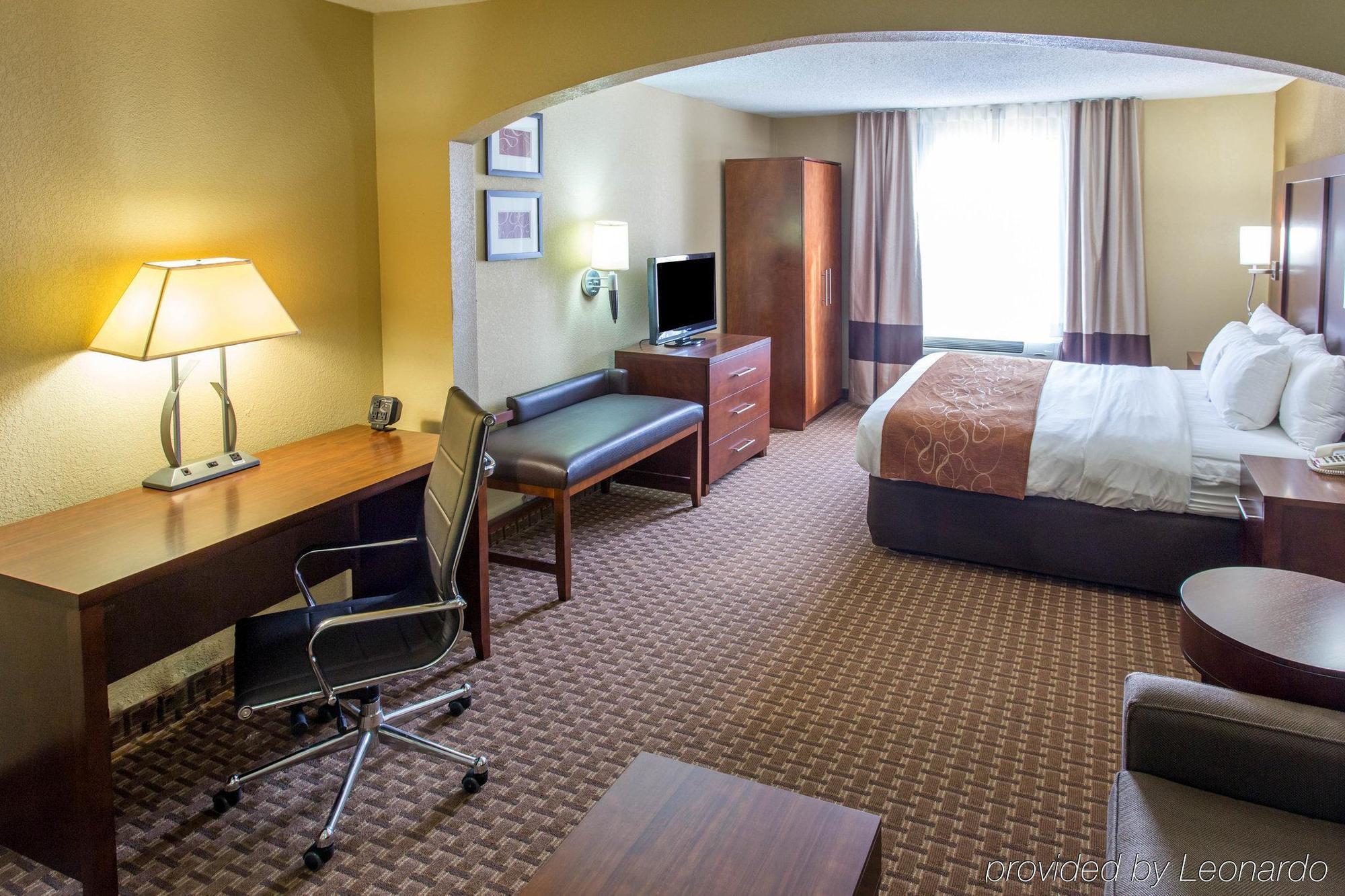 Comfort Suites Port Allen - Baton Rouge Екстериор снимка